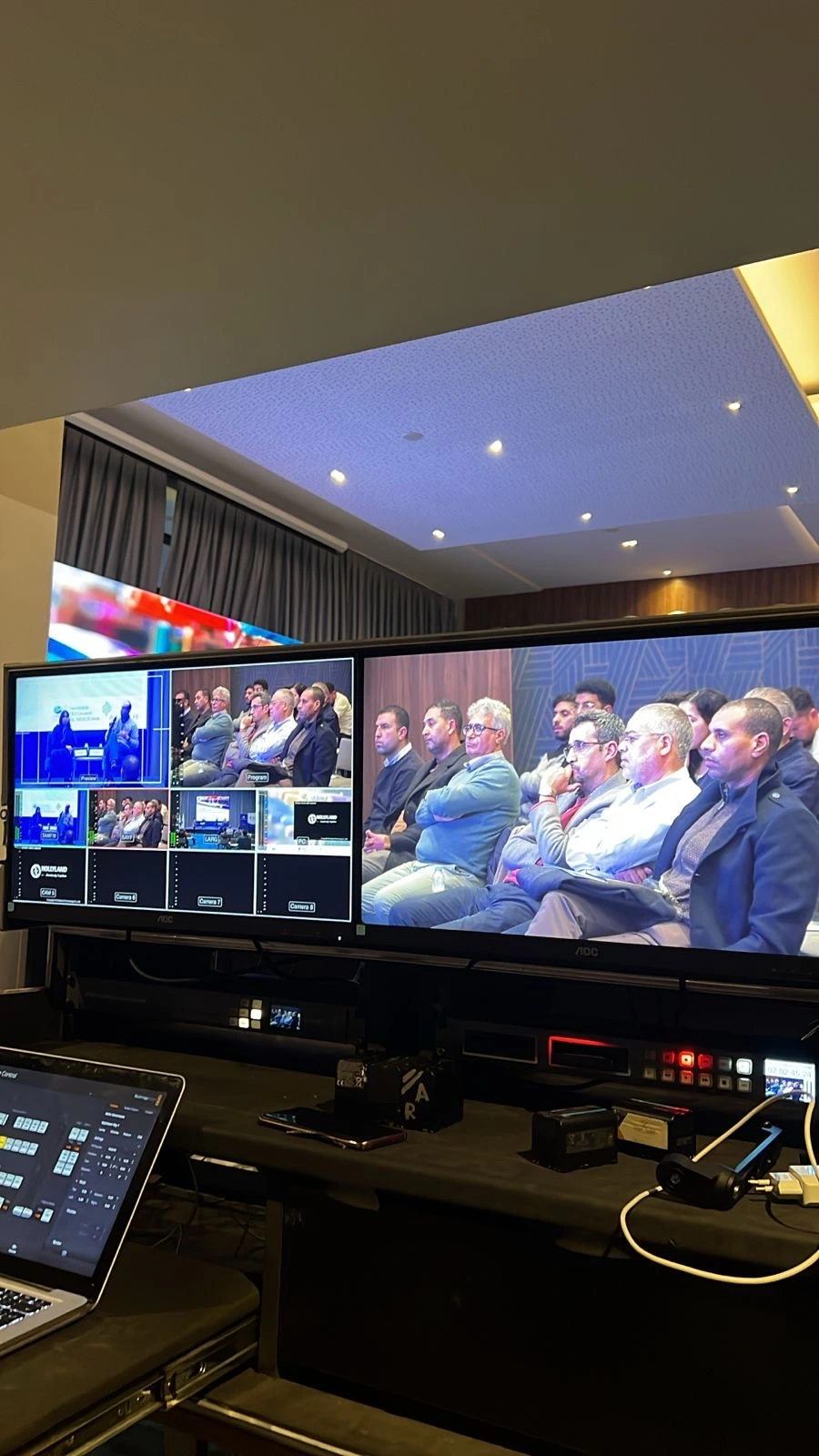Écrans LED haute définition pour expositions et événements professionnels au Maroc, location d'écrans LED Maroc pour salons et foires.